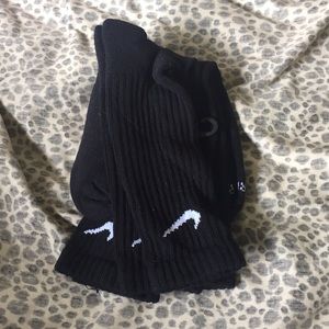 Black nike socks
